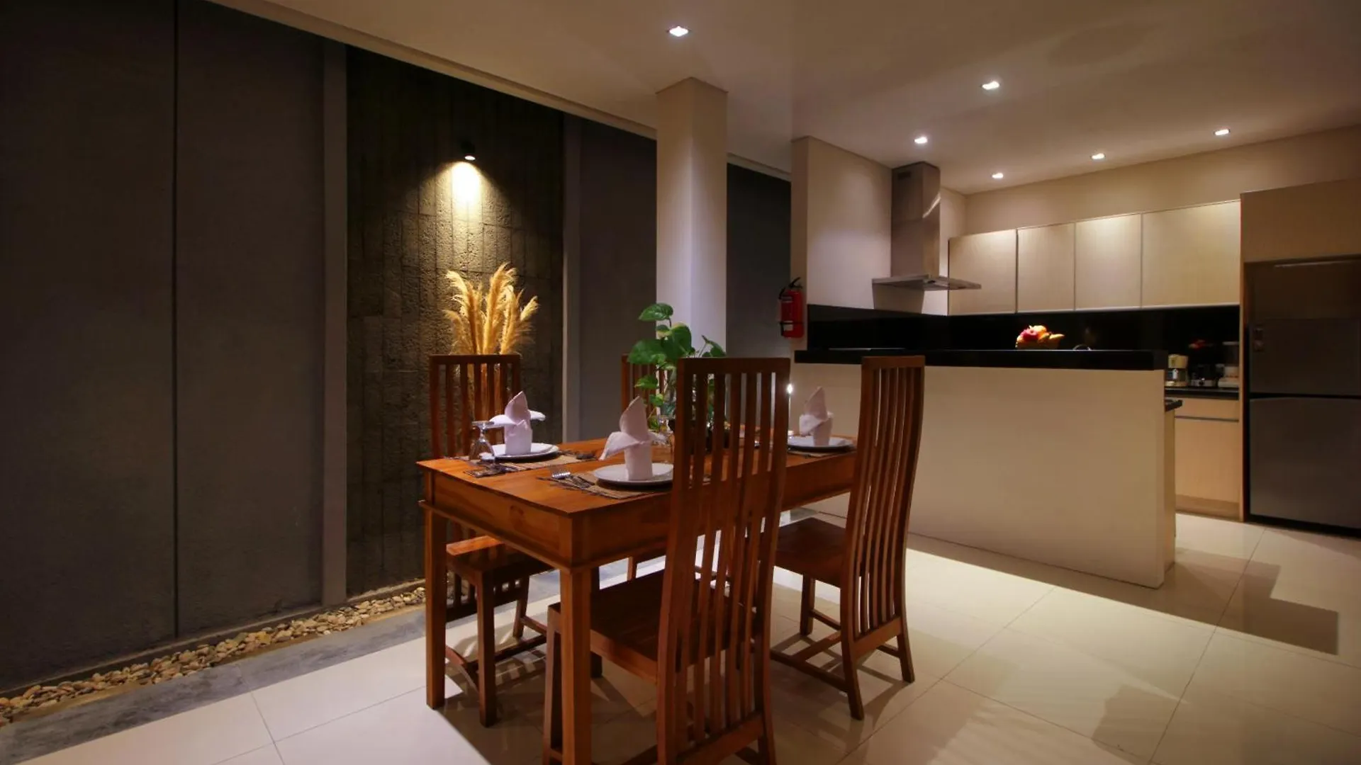 Sudha Villa Bali Baik-Baik Seminyak