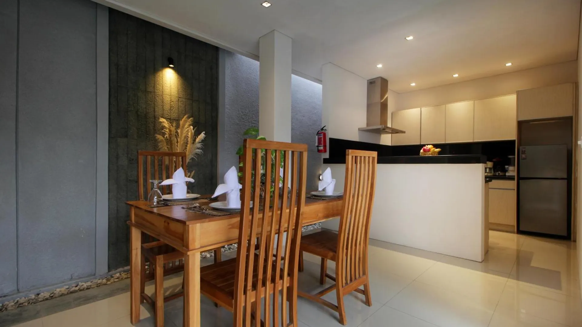 Sudha Villa Bali Baik-Baik Seminyak Indonésia