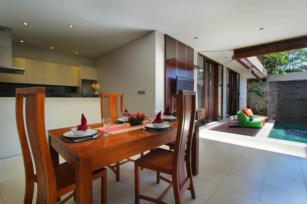 Sudha Villa Bali Baik-Baik Seminyak