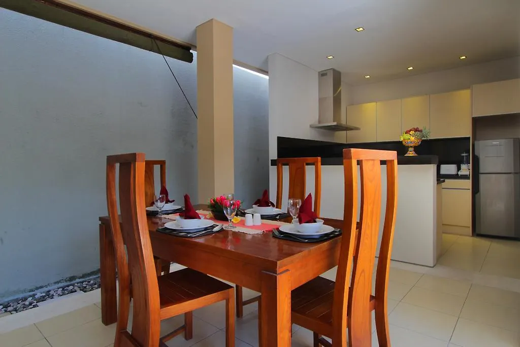 Sudha Villa Bali Baik-Baik Seminyak